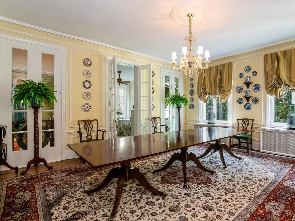 Bishops Hall (Adults Only) Oak Park Ngoại thất bức ảnh