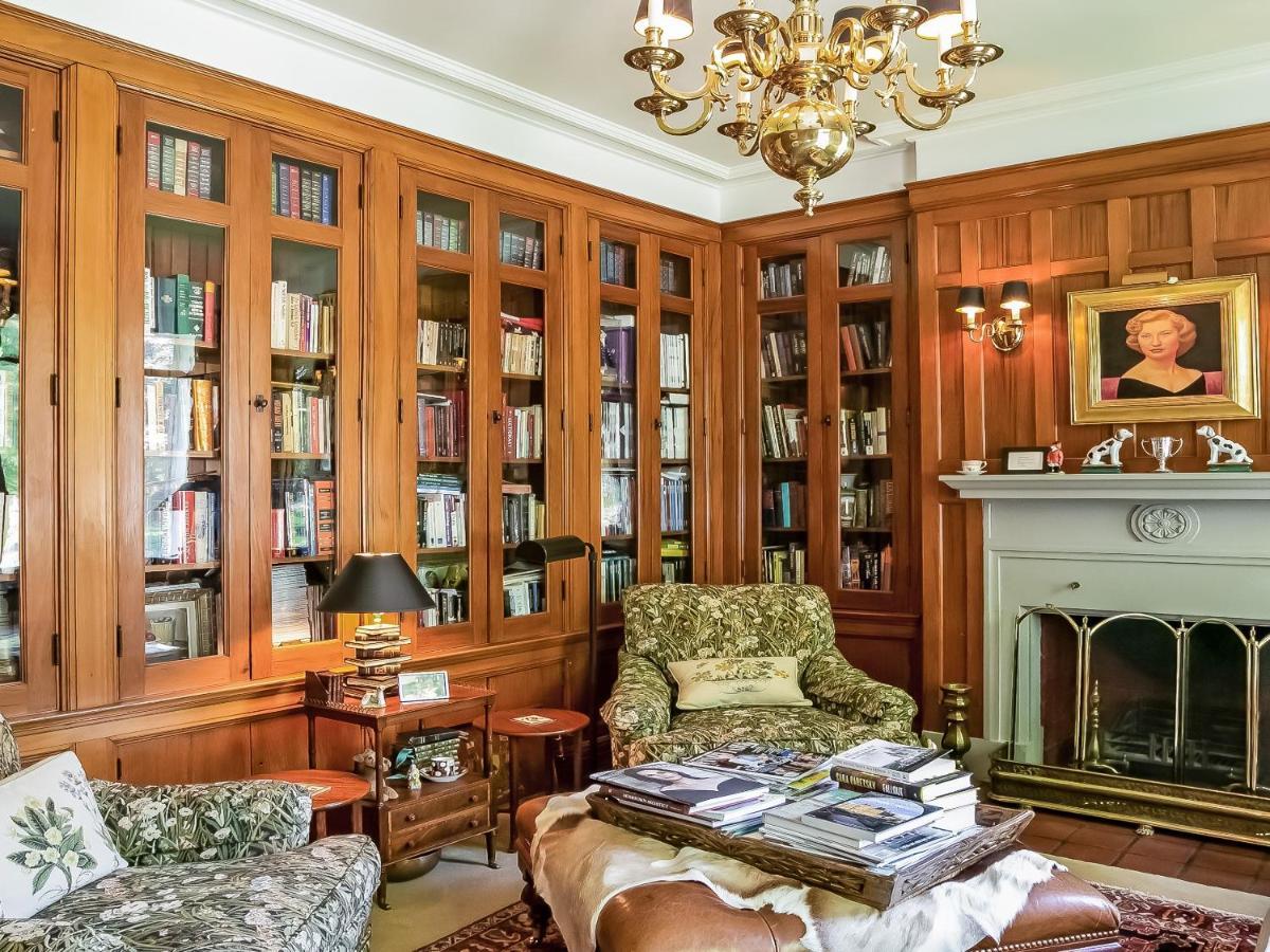 Bishops Hall (Adults Only) Oak Park Ngoại thất bức ảnh